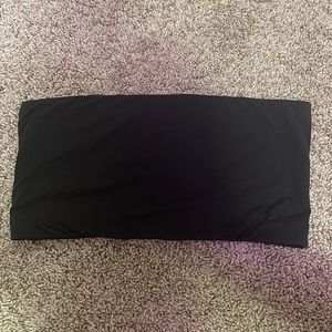 SKIMS fits everybody bandeau